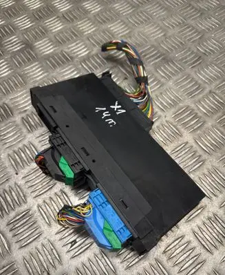 BMW X1 E84 Comfort/convenience module 9286785 020812 10681810