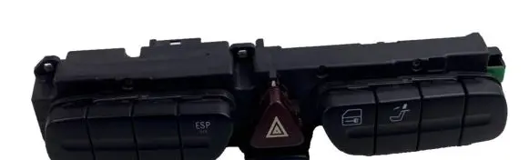 Mercedes-Benz C W203 Hazard light switch 2038203710 3306010100