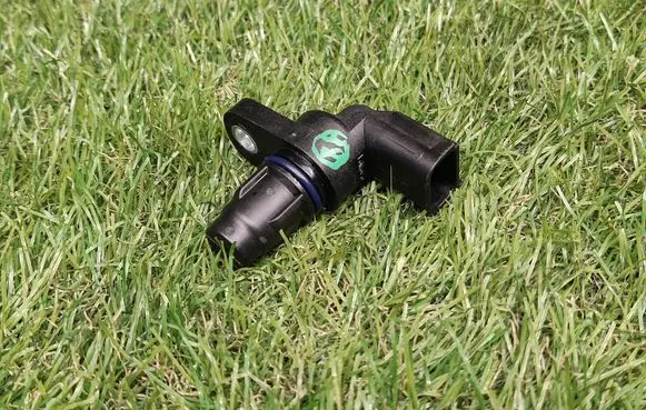 Ford Ecosport Camshaft position sensor 12K073BA 7J1401184