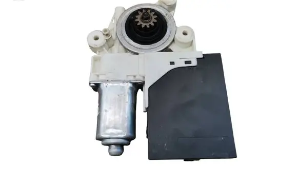 Volvo S40 Front door window regulator motor 30737679 220536045915 994580108
