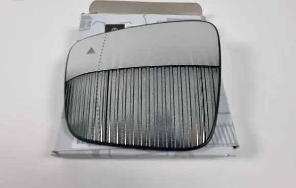 Mercedes-Benz Citan II W420 Wing mirror glass A4208111900 6946000S