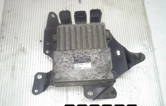 Lexus IS 220D-250-350 Engine control unit/module 8987120070 1310001371
