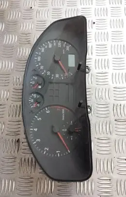 Audi A4 S4 B5 8D Speedometer (instrument cluster) 8d0919861c