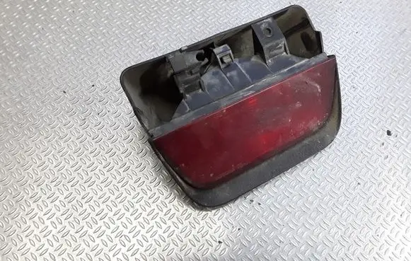 Toyota Avensis T220 Third/center stoplight