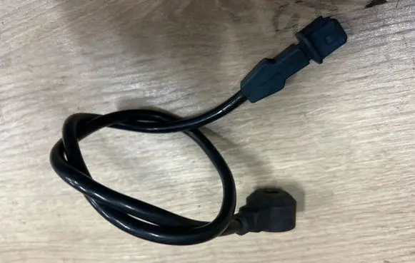 Audi A4 S4 B5 8D Detonation knock sensor 5WM1512