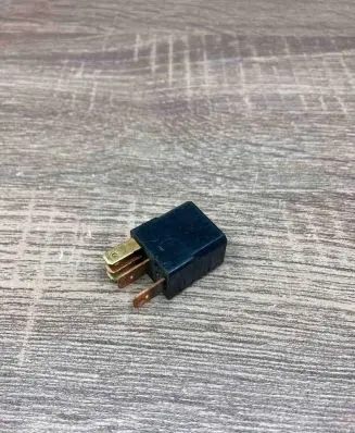 Mitsubishi Lancer Other relay MR515994 810070804