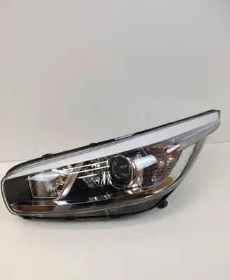 KIA Ceed Headlight/headlamp 92101A2000 L009A009LWF