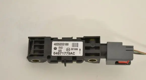 Chrysler 300 - 300C Airbag deployment crash/impact sensor 04671779AC