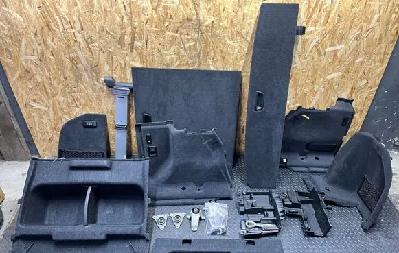 BMW 3 F30 F35 F31 Tailgate/boot cover trim set 