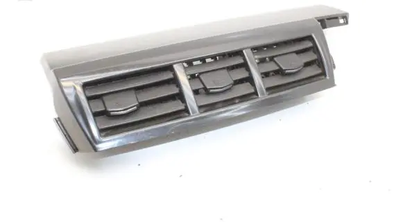 Toyota Prius+ (ZVW40) Dashboard air vent grill cover trim 5568647090
