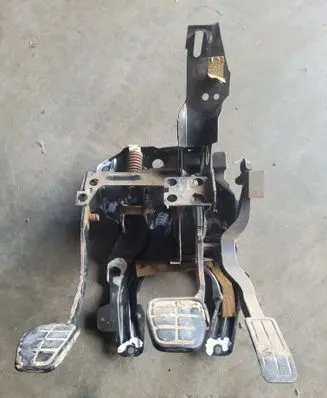 Volkswagen PASSAT B3 Pedal assembly 191721511B