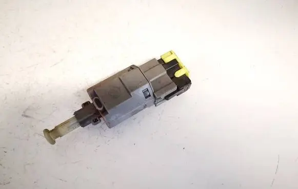 Mazda Premacy Brake pedal sensor switch ga2c6649y
