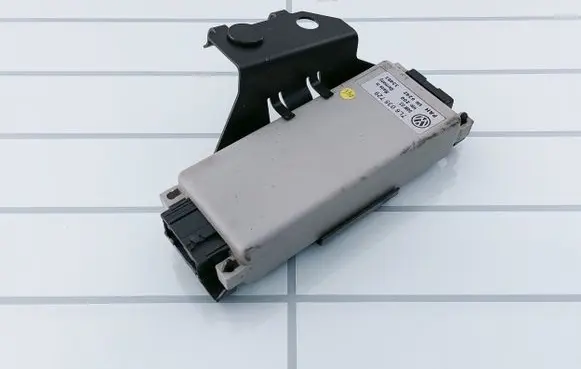 Volkswagen Touareg I Bluetooth control unit module 7L6035729 19635391