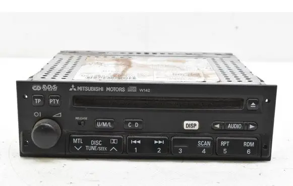 Mitsubishi Pajero Radio/CD/DVD/GPS head unit MZ312720