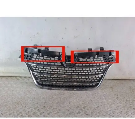 Renault Master III Front bumper upper radiator grill 623109004R