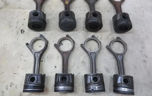 Maybach 57/62 Piston with connecting rod GMAUTO4574097