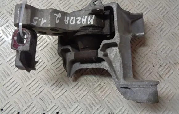 Mazda 2 Engine mount bracket DB1N39060
