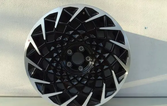 R20 alloy rim
