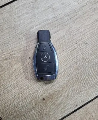 Mercedes-Benz B W246 W242 Ignition key/card 