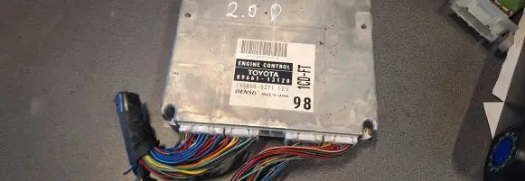 Toyota Corolla Verso E121 Engine control unit/module 89661-13120