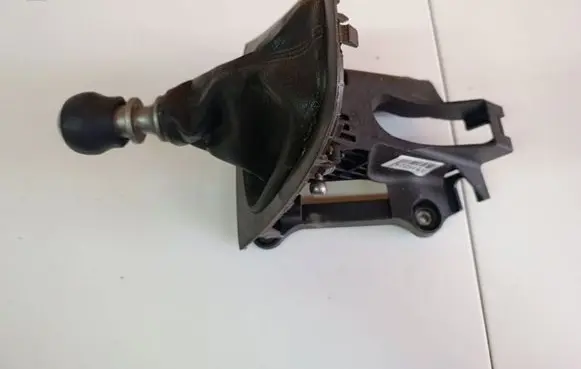 Toyota Auris 150 Gear shifter/selector