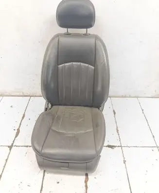 Mercedes-Benz CLS C219 Front driver seat 