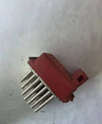 Audi A4 S4 B5 8D Heater blower motor/fan resistor 1J0907521