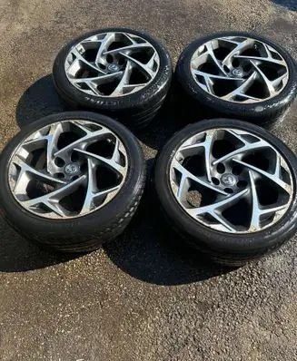 Opel Insignia A R19 alloy rim 39019114