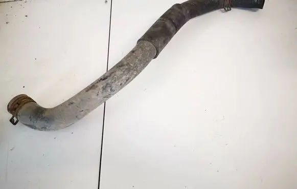 KIA Carens II Engine coolant pipe/hose