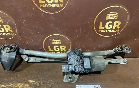 Opel Astra H Front wiper linkage and motor 0390241538