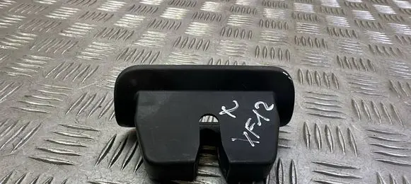 Jaguar XF X250 Tailgate/boot lid lock trim 8X23R46420AA