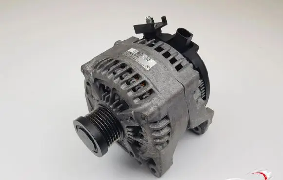 BMW X1 E84 Generator/alternator 7605478