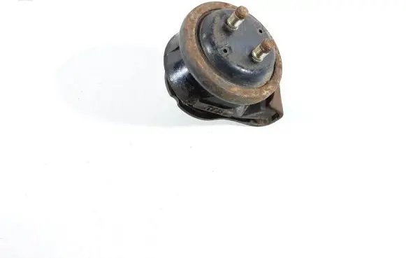 Suzuki Grand Vitara I Engine mount bracket 67D 1161067D00
