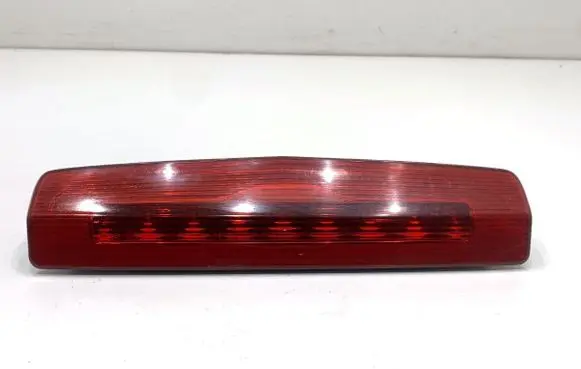 Opel Zafira B Third/center stoplight 13211587