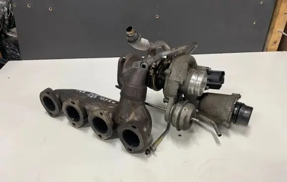 Mercedes-Benz C W204 Turbo A2710903480