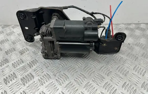BMW X5 E70 Air suspension compressor/pump EBLV0514 736970 6775479