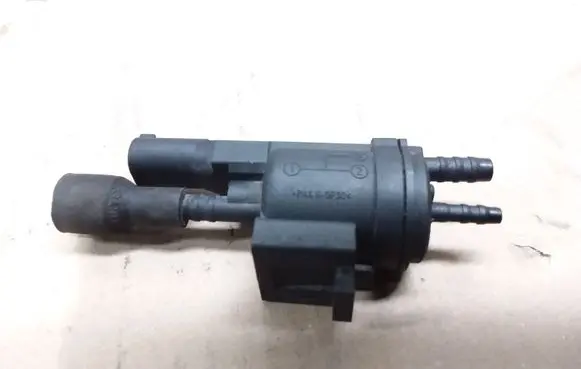 Mercedes-Benz Sprinter W906 Vacuum valve 0025401497