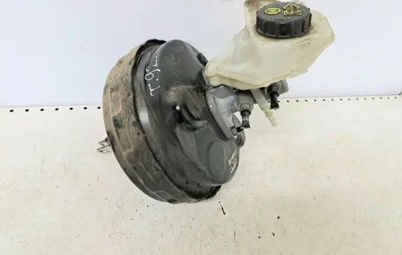Volvo V70 Brake booster P31274069