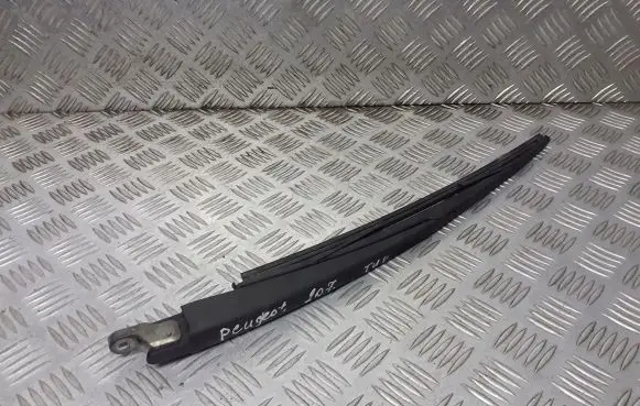 Peugeot 207 Rear wiper blade arm