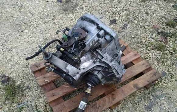 Renault Laguna II Manual 5 speed gearbox PK6