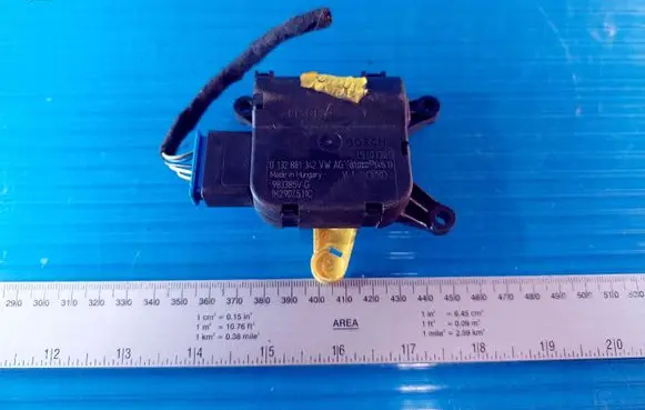Audi A3 S3 A3 Sportback 8P Intake manifold valve actuator/motor 0132801342 1K2907511C 983385VG