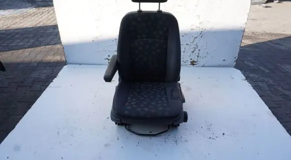 Mercedes-Benz Vito Viano W639 Front driver seat FOTELSTELARZKANAPA
