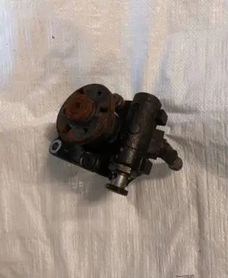 BMW 3 E92 E93 Power steering pump 676988704