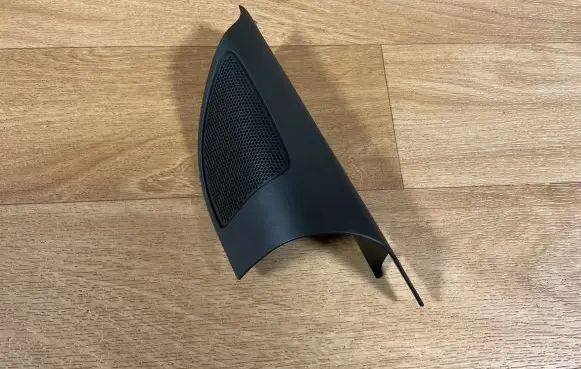 Ford Focus Front door speaker cover trim 4M5118C862