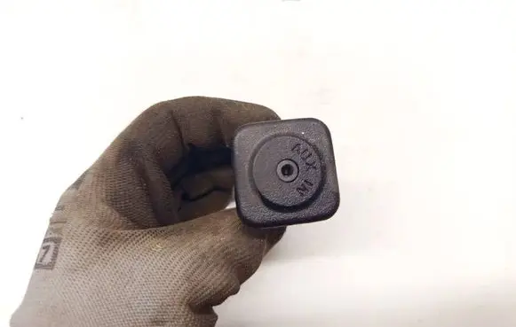 Mazda CX-7 USB socket connector DL4066DFX5714 01020A