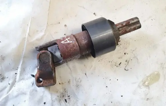 Chrysler Voyager Steering column universal joint