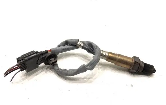 Mercedes-Benz CLA C117 X117 W117 Lambda probe sensor H8201395330