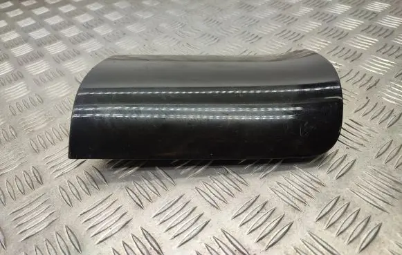 Mercedes-Benz Vito Viano W447 Rear bumper corner part panel trim 