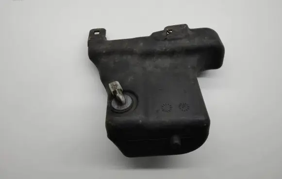 Mercedes-Benz V Class W447 Windshield washer fluid reservoir/tank A4478690120