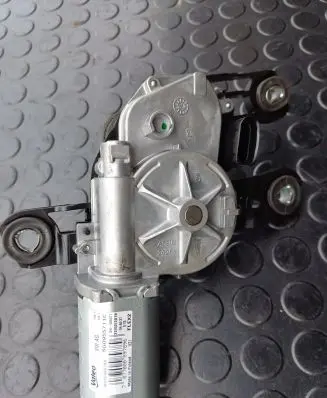Volkswagen PASSAT B8 Rear window wiper motor 5G0955711A
